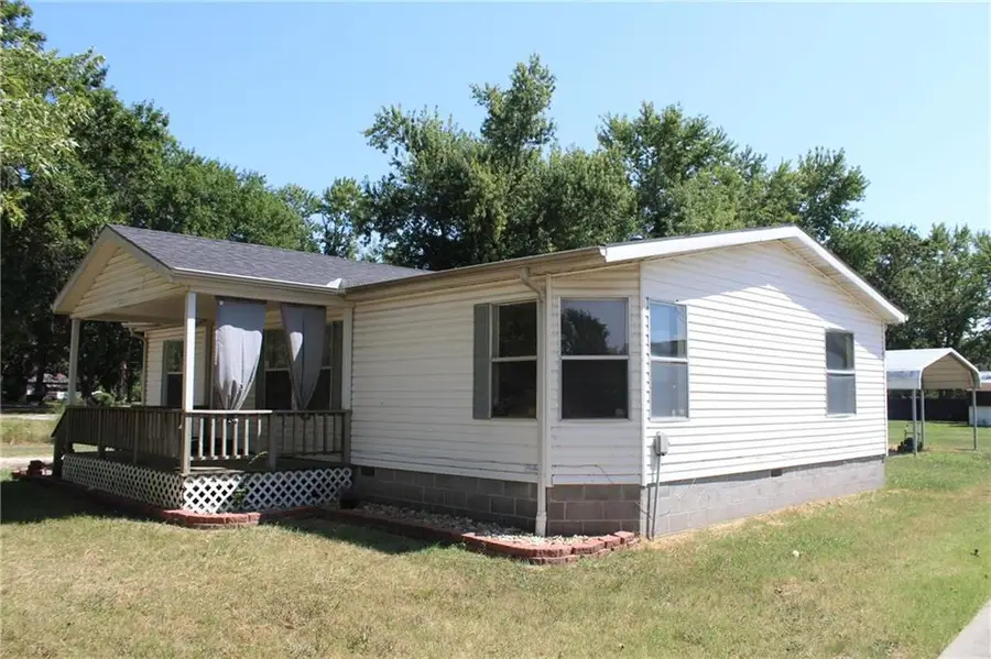 1891 54 Highway Road, Iola, KS 66749 - #2
