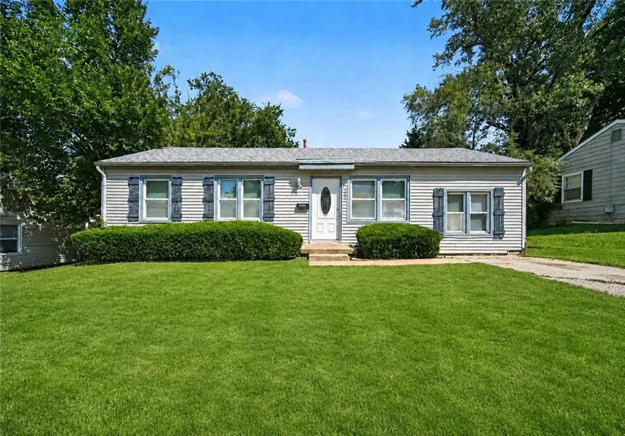 5624 E 101st Terrace, Kansas City, MO 64137 - #2