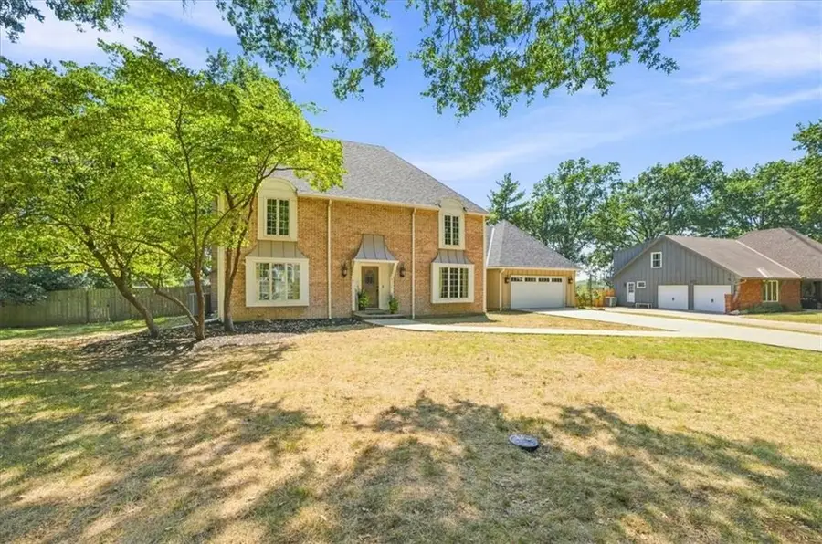8347 W 102nd Street, Overland Park, KS 66212 - #3