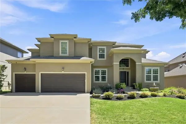 15447 W 164 Terrace, Olathe, KS 66062