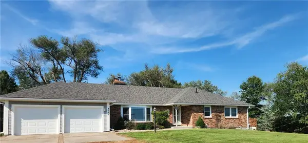 8244 SE V Highway, Lathrop, MO 64465