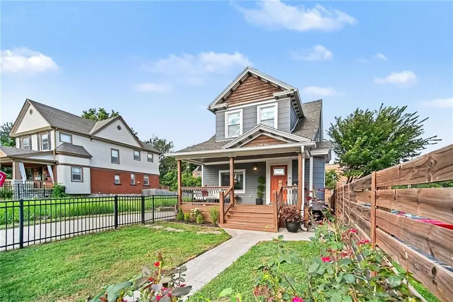 3012 Flora Avenue, Kansas City, MO 64109 - #2