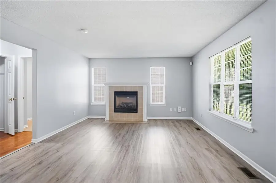 3939 Highland Avenue, Kansas City, MO 64110 - #3