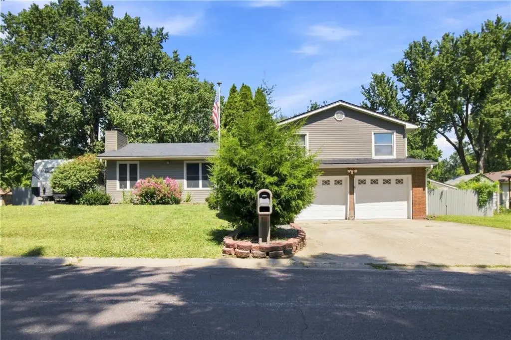 1004 Douglas Lane, Sedalia, MO 65301 - #1