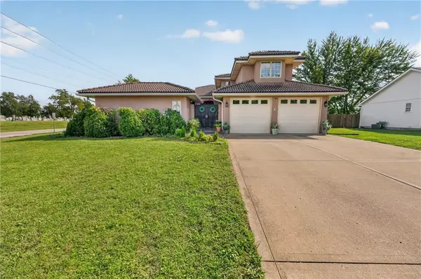 420 Crown Hill Road, Excelsior Springs, MO 64024