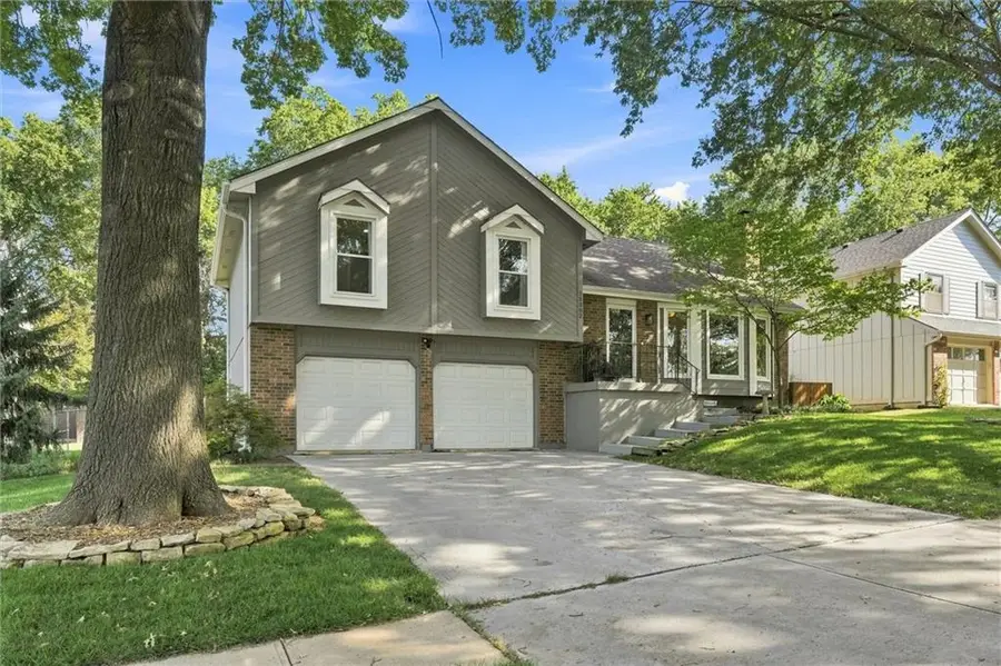 15302 W 121st Terrace, Olathe, KS 66062 - #3