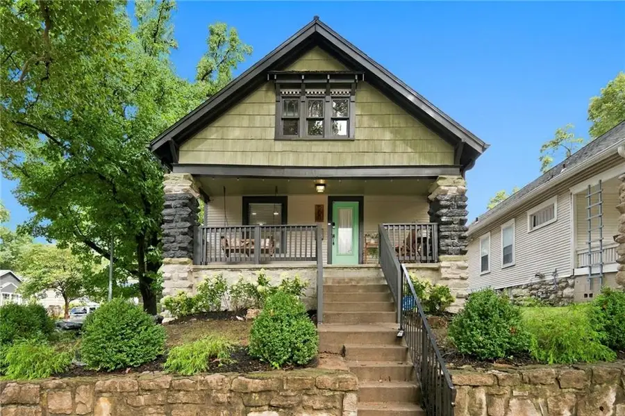 700 E 43rd Street, Kansas City, MO 64110 - #2