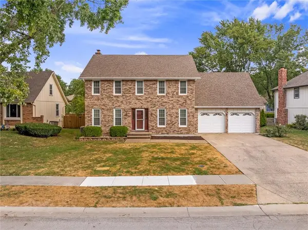 2126 E 152nd Terrace, Olathe, KS 66062