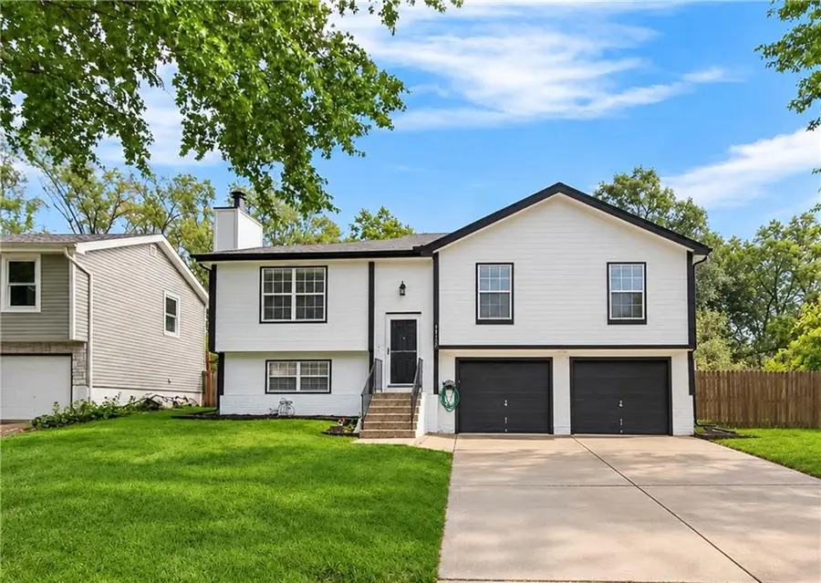 11129 N Main Street, Kansas City, MO 64155 - #2