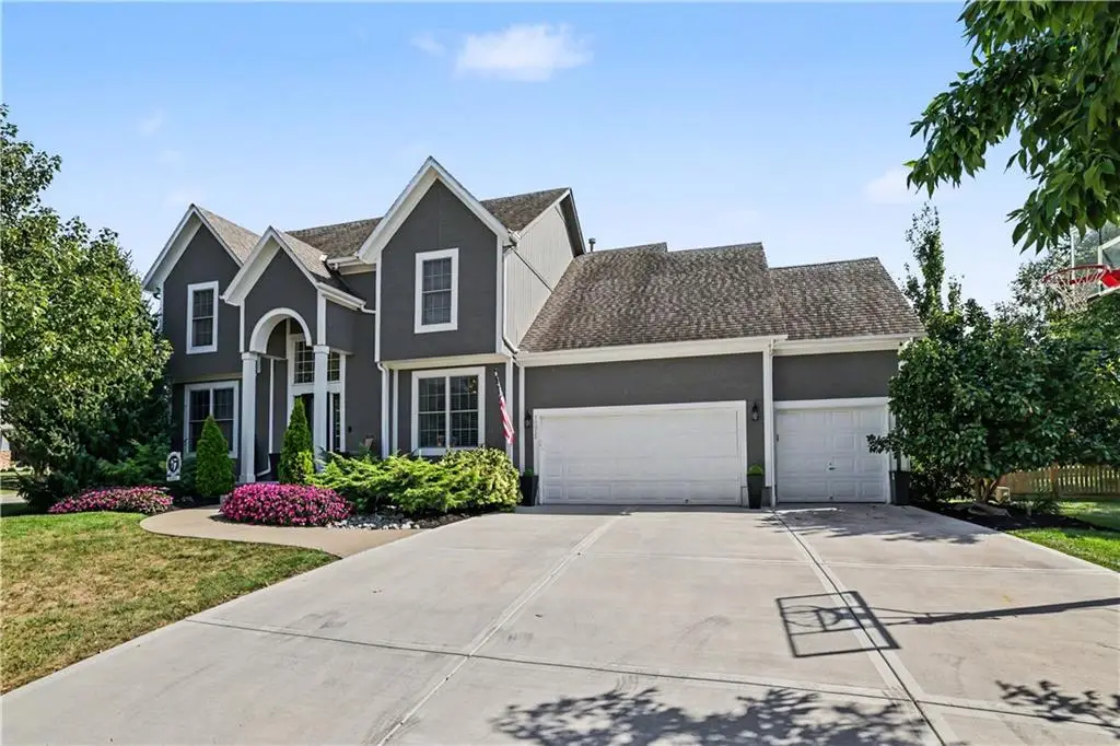 16915 W 161 Street, Olathe, KS 66062 - #1