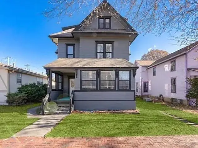 1304 Massachusetts Street, Lawrence, KS 660 - #3