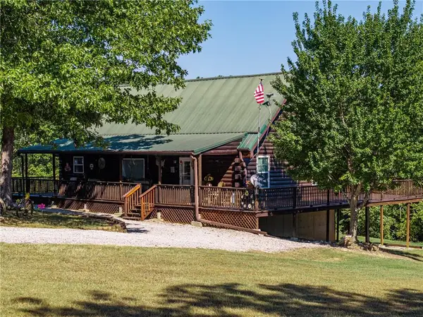 29757 Mm Highway, Warsaw, MO 65355