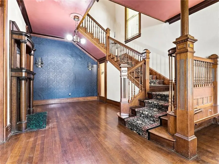 1521 Franklin Avenue, Lexington, MO 64067 - #2