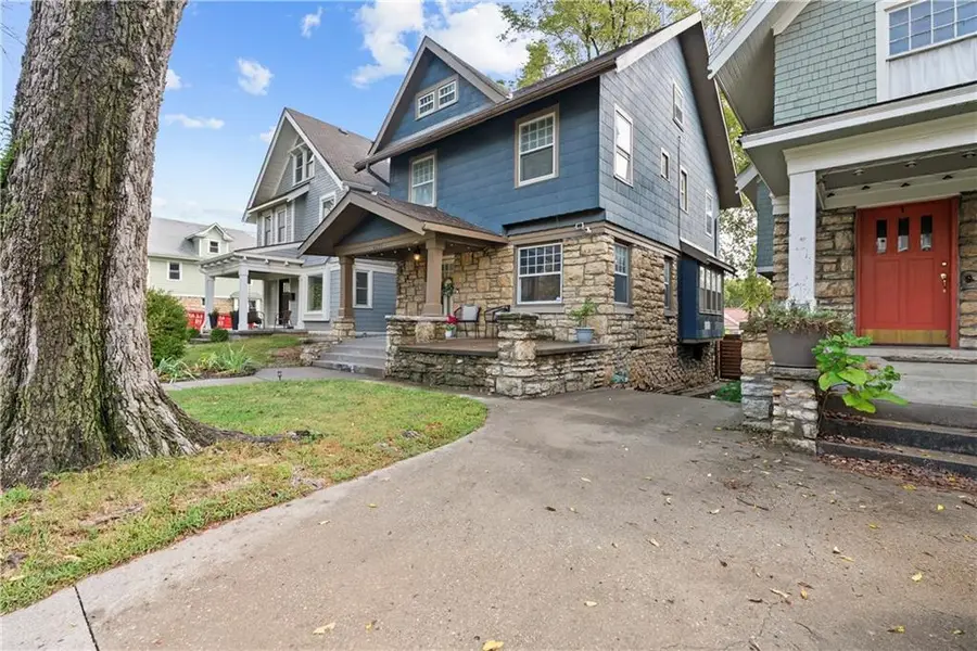 4235 Harrison Street, Kansas City, MO 64110 - #2
