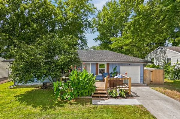 10200 Bellaire Avenue, Kansas City, MO 64134