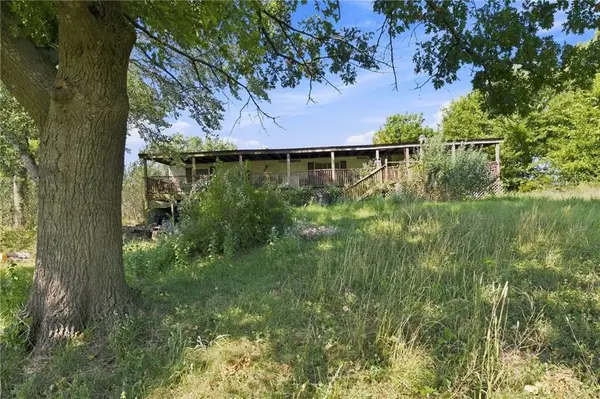 118 Hillview Drive, Burlington, KS 66839