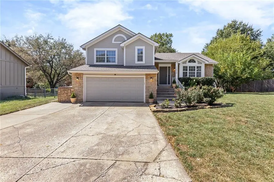 12310 S Shannan Court, Olathe, KS 66062 - #2