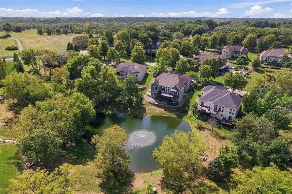 29451 Club Creek Drive, Louisburg, KS 66053