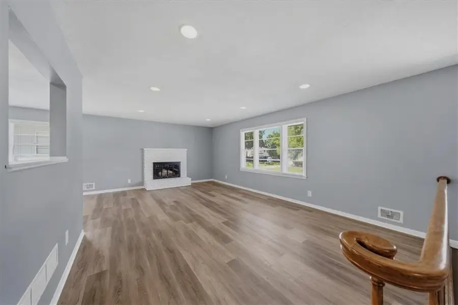 3017 S Hall Road, Independence, MO 64052 - #2