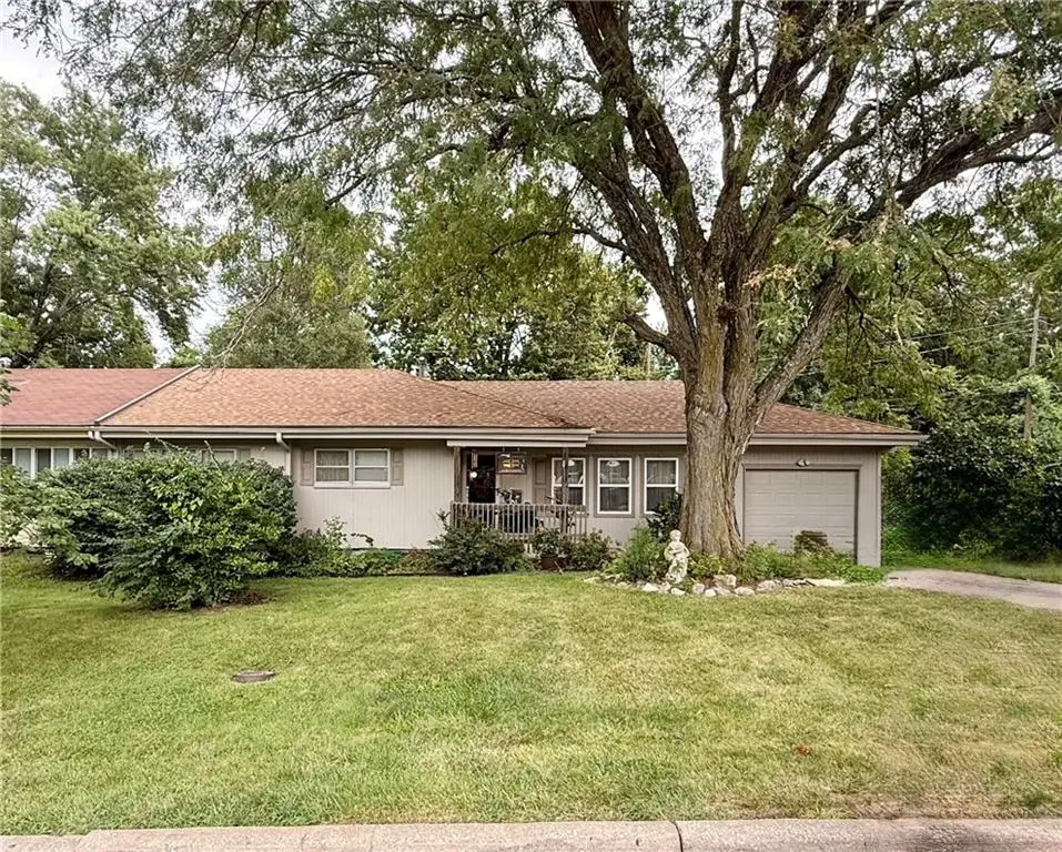 621 Cimarron Trail, Belton, MO 64012 - #1