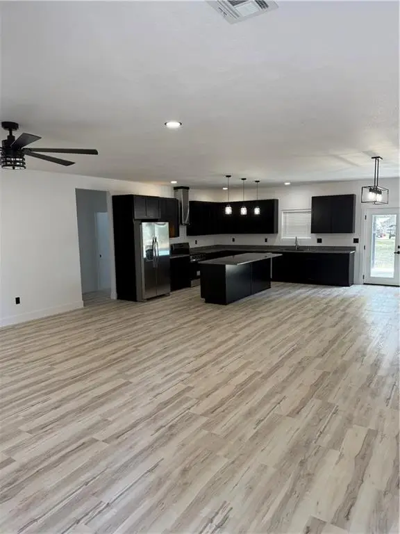 215 W Washington Street, Arma, KS 66712 - #2