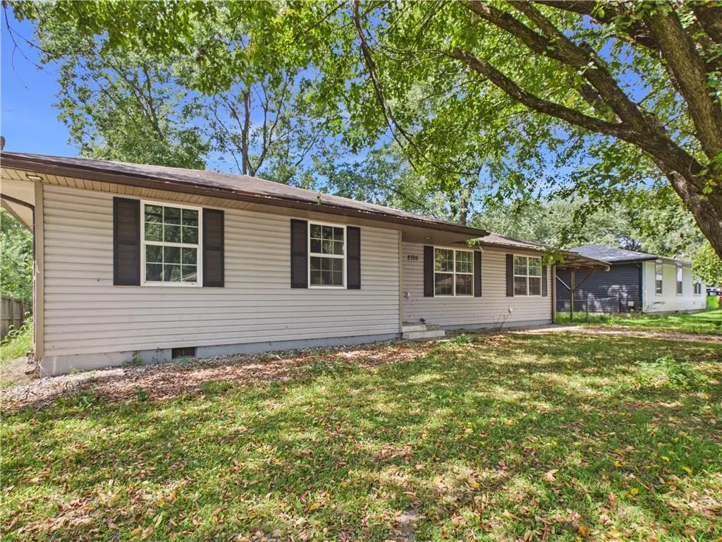 2705 Rosebud Circle, Sedalia, MO 65301 - #1