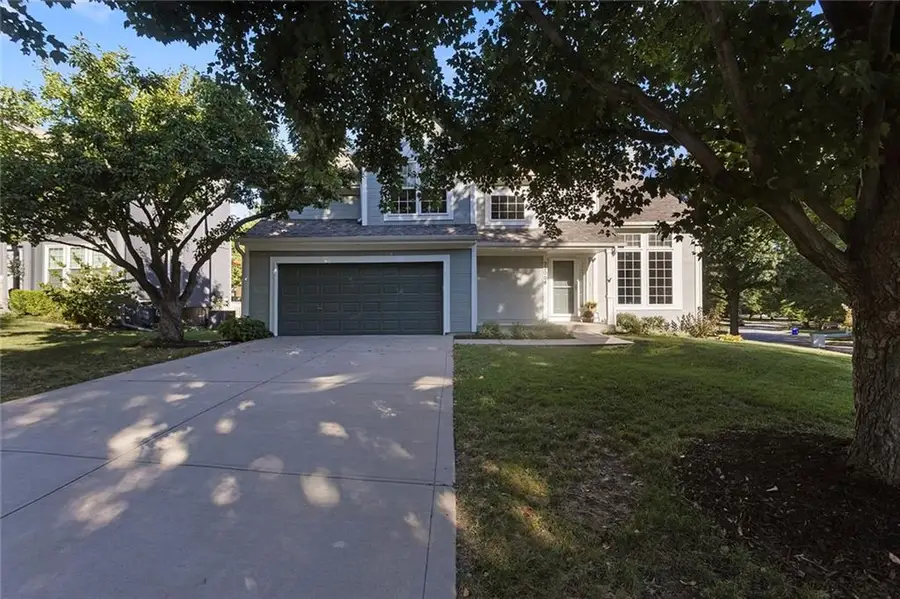 22004 W 51st Terrace, Shawnee, KS 66226 - #2