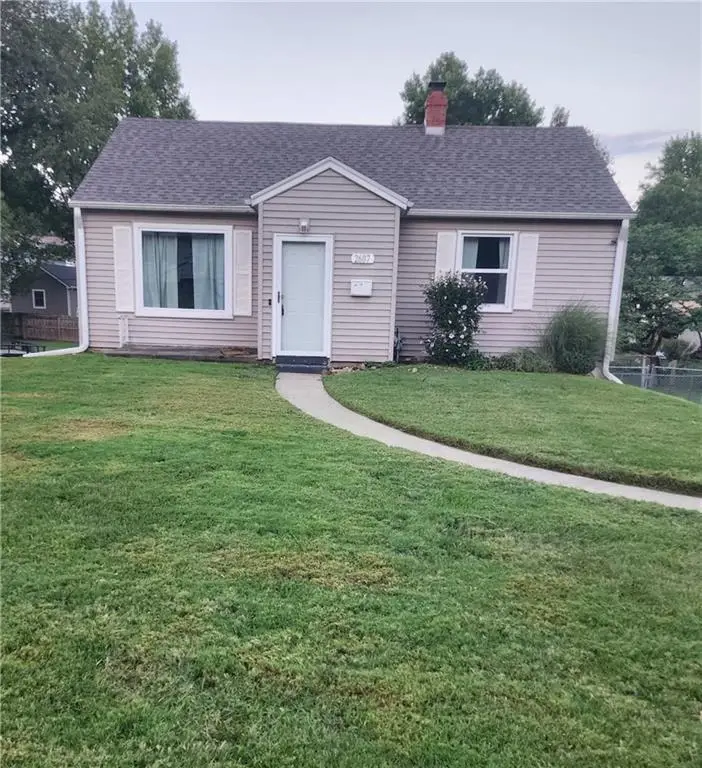 2607 Parallel Avenue, Saint Joseph, MO 64506 - #1