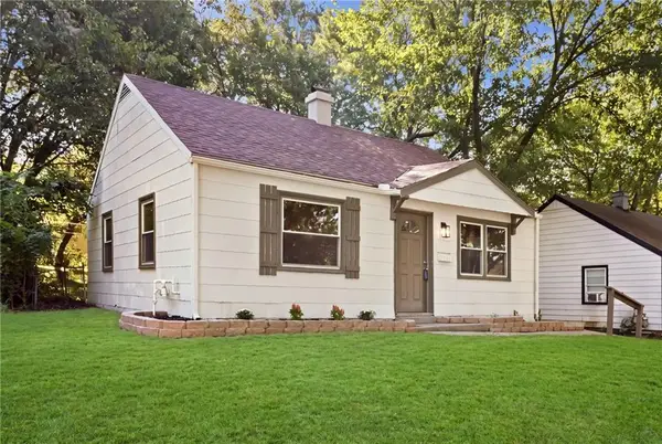 7405 Park Avenue, Kansas City, MO 64132