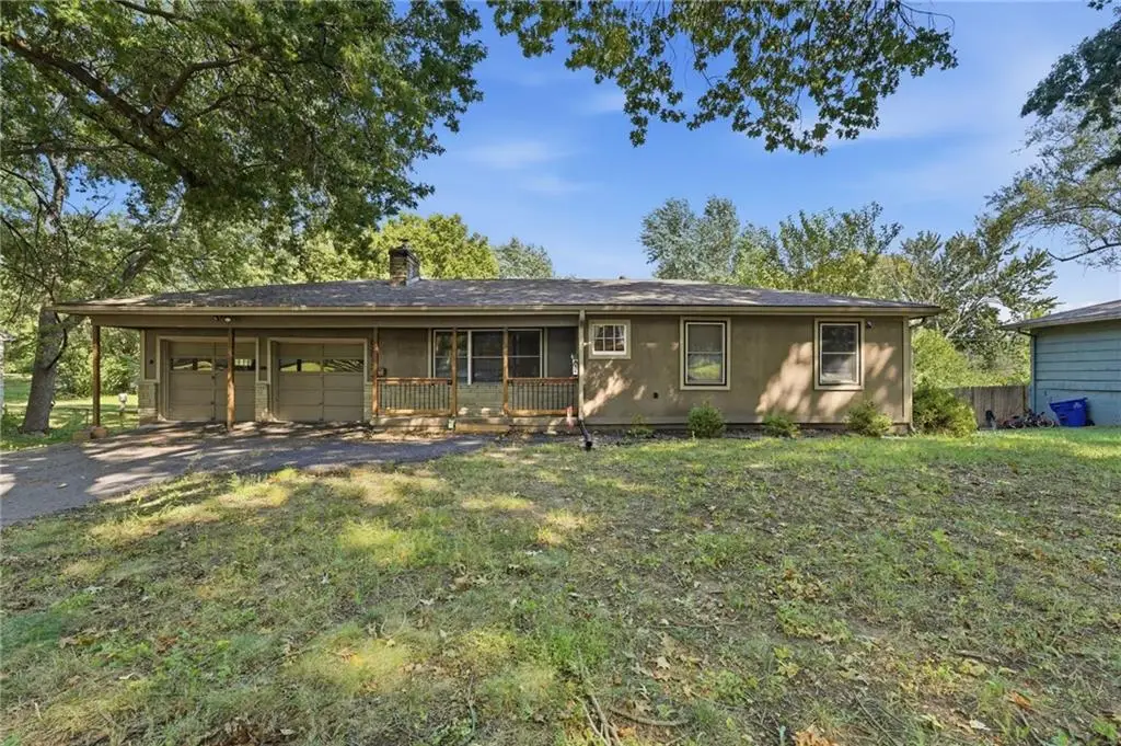 6203 Hedges Avenue, Raytown, MO 64133 - #1
