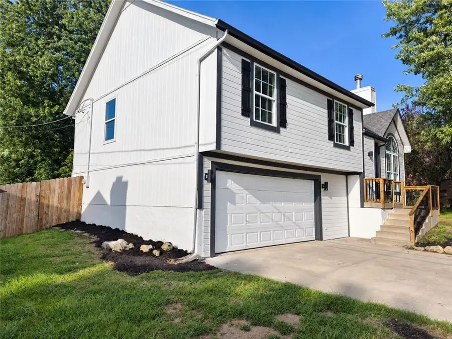 21380 W 181st Terrace, Olathe, KS 66062 - #2