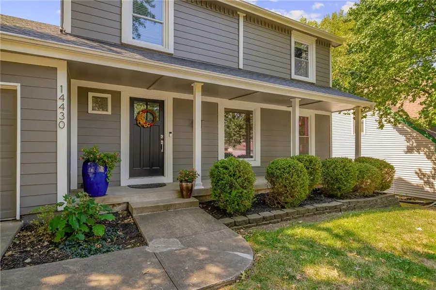 14430 S Summertree Lane, Olathe, KS 66062 - #2