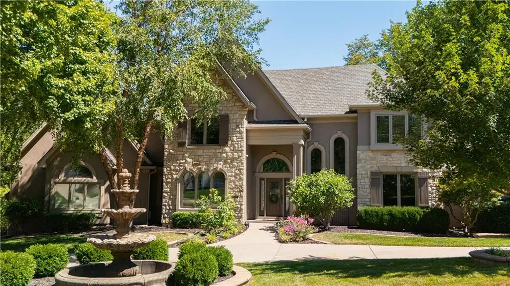 6001 N Cosby Avenue, Kansas City, MO 64151 - #1