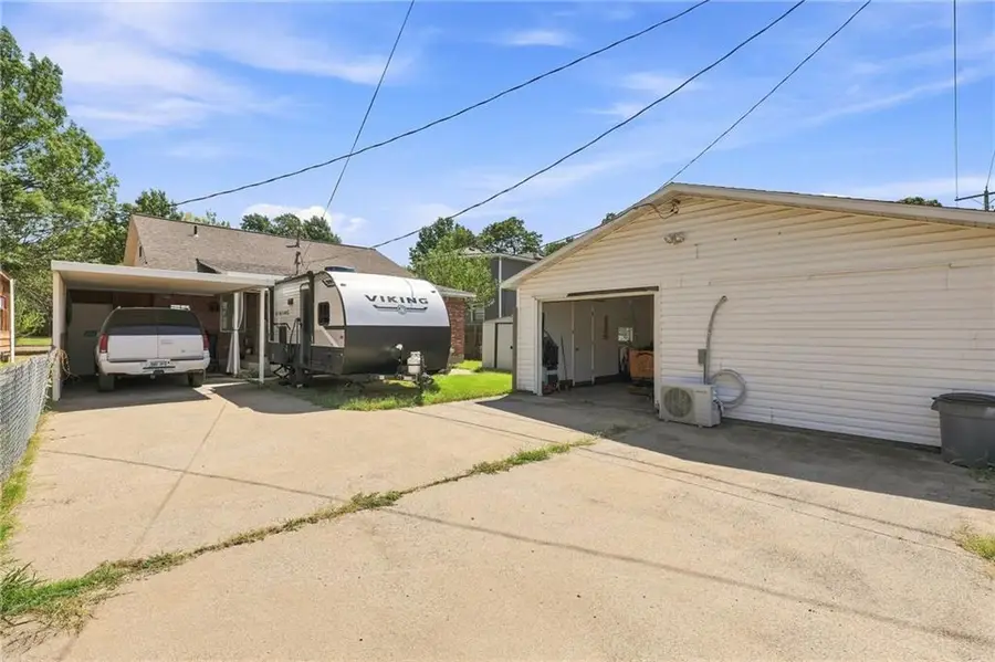 1106 S Main Street, Fort Scott, KS 66701 - #3