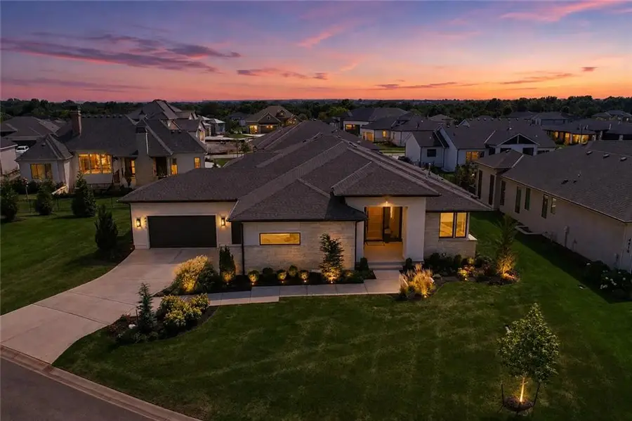 4415 W 136th Street, Leawood, KS 66224 - #2