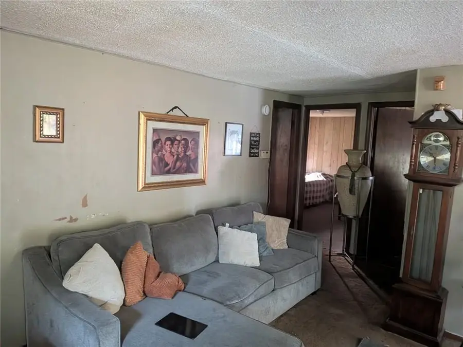 6606 Manchester Avenue, Kansas City, MO 64133 - #2