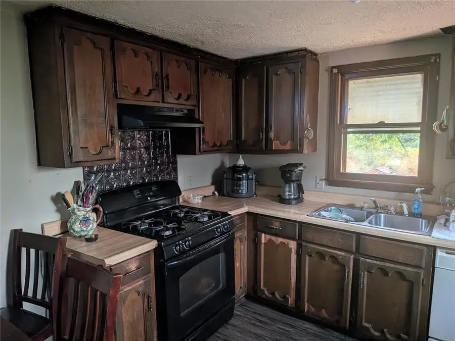 6606 Manchester Avenue, Kansas City, MO 64133 - #3