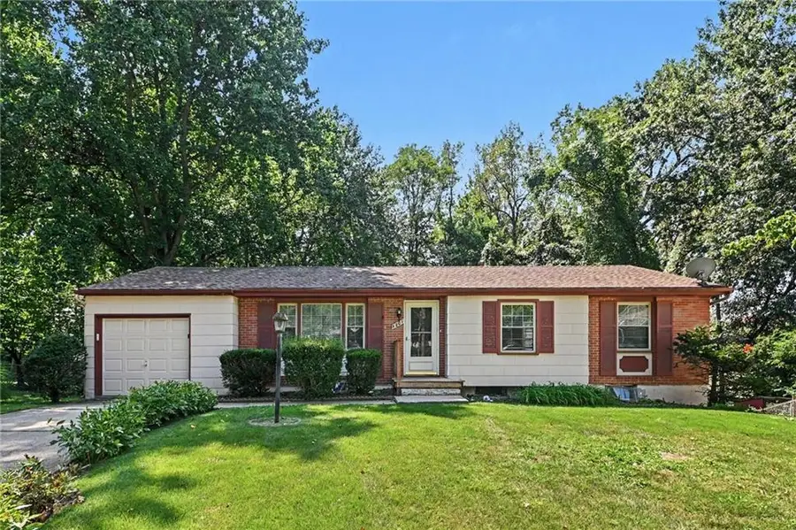 5201 42nd Street, Kansas City, MO 64117 - #2