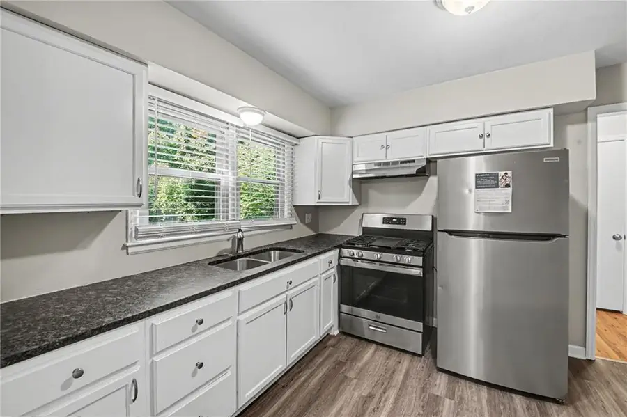5201 42nd Street, Kansas City, MO 64117 - #3