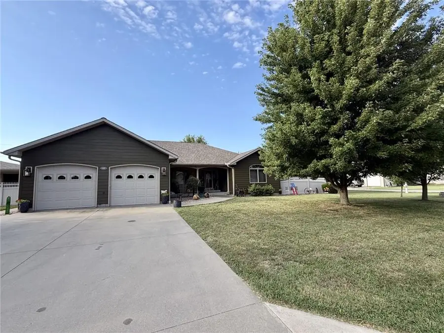 1325 Penobscot Street, Burlington, KS 66839 - #2