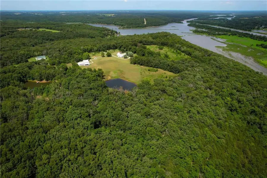 2105 NE 315 Pvt Road, Osceola, MO 64776 - #3