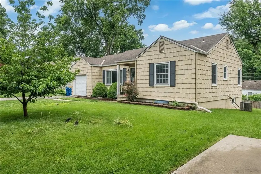 5531 Lamar Avenue, Mission, KS 66202 - #2