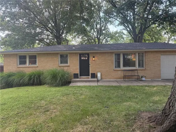 5100 NW Linder Lane, Kansas City, MO 64151