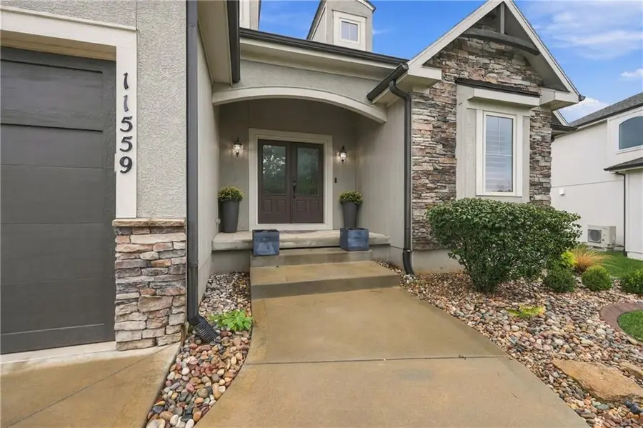 11559 S Roundtree Street, Olathe, KS 66061 - #2
