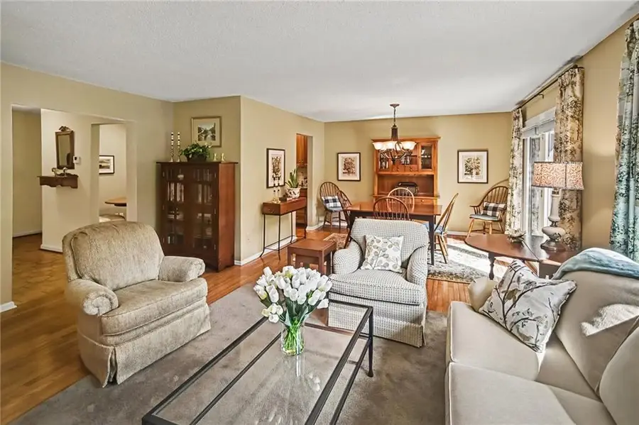 10237 Foster Street, Overland Park, KS 66212 - #2