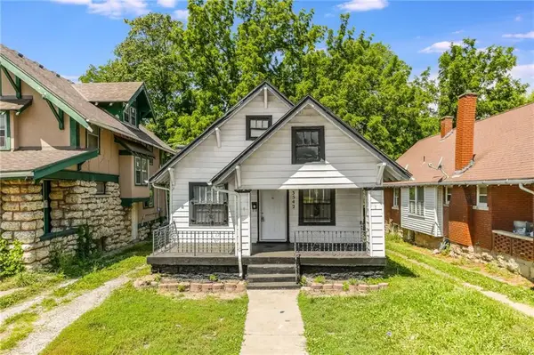 3542 College Avenue, Kansas City, MO 64128