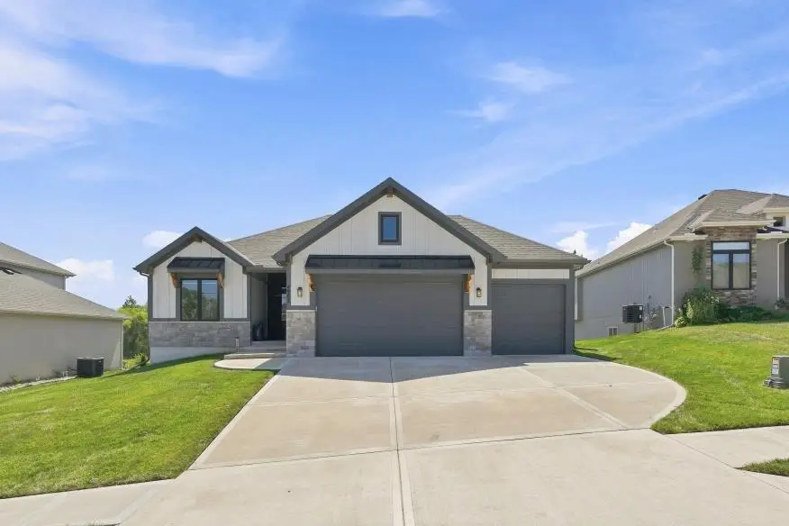 4905 NE 88th Street, Kansas City, MO 64156 - #1