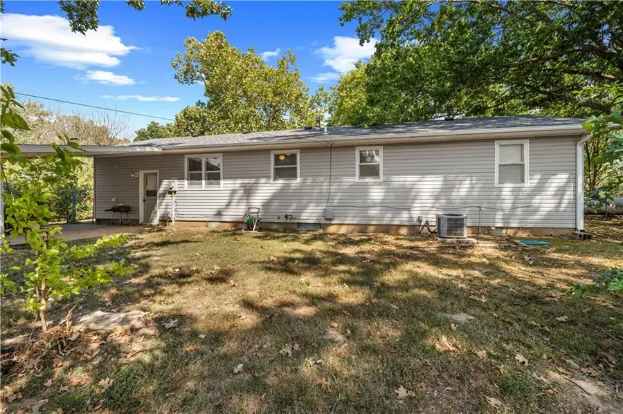 18822 S 1491 Road, Nevada, MO 64772 - #3