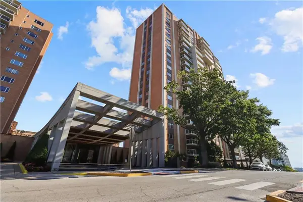 121 W 48th Street #503, Kansas City, MO 64112