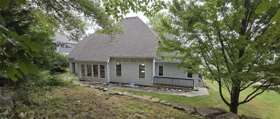 6826 N Charleston Drive, Kansas City, MO 64119 - #3